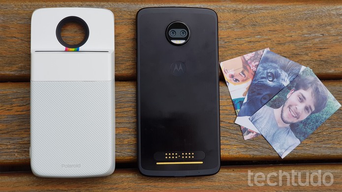 Motorola Polaroid (Foto: Bruno De Blasi/TechTudo)