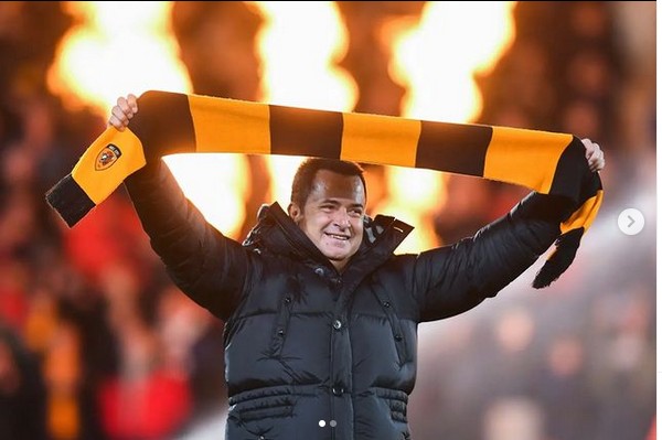 O magnata turco Acun Ilicali no evento em que foi anunciado como o novo dono do Hull City, em janeiro de 2022 (Foto: Instagram)