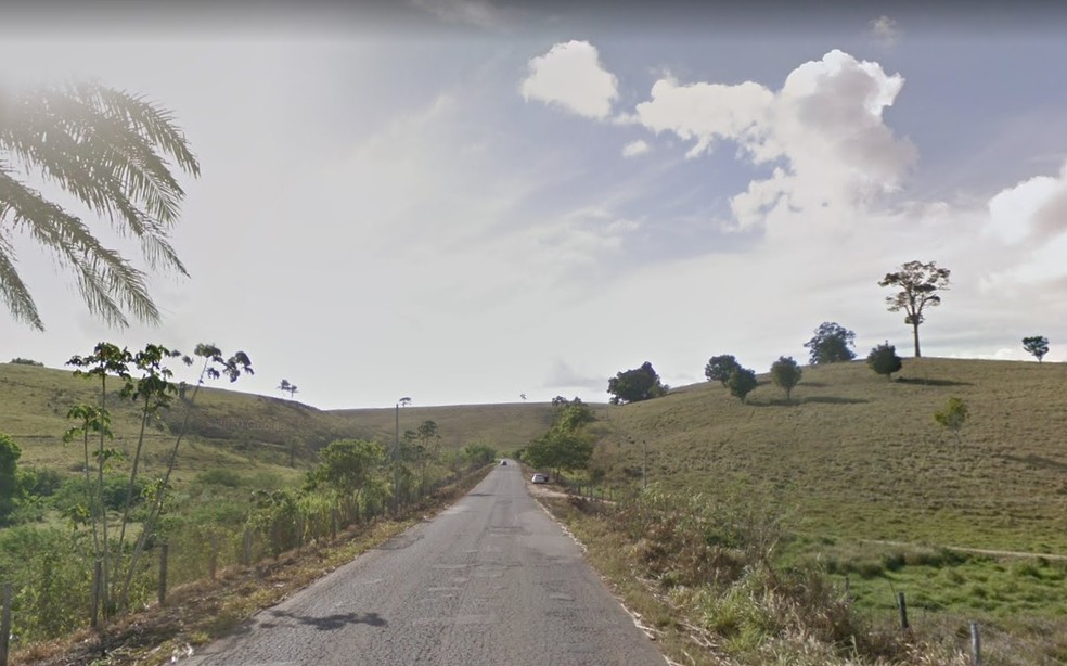 A PE-096 é uma das dez piores rodovias do país, segundo relatório da CNT — Foto: Reprodução/Google Maps