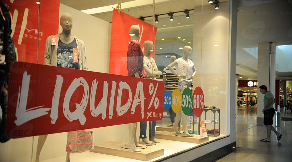 Shopping: comércio tem reação tímida neste começo de ano (Foto: Agência Brasil)