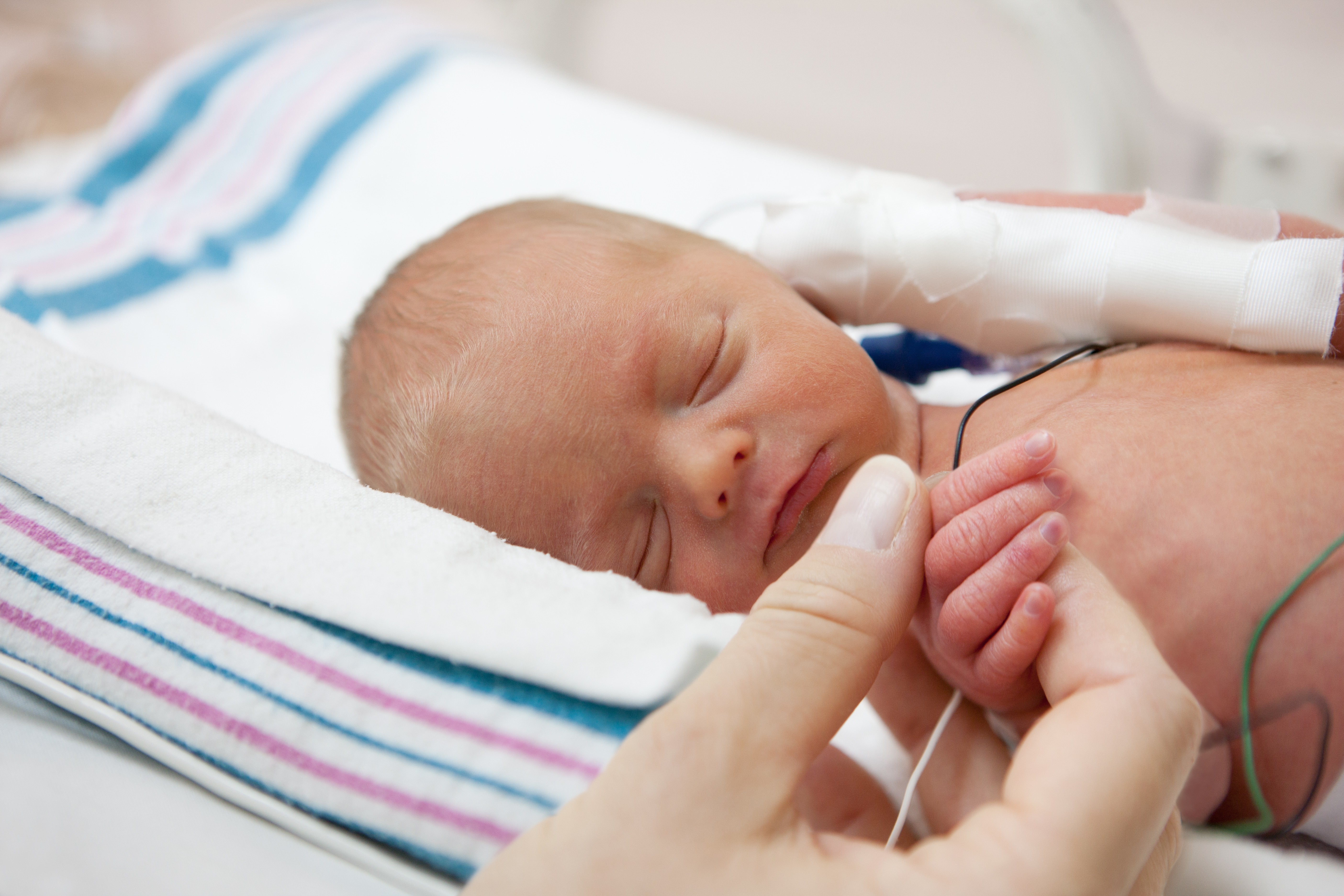Os cuidados com o sistema imunológico de um prematuro (Foto: Getty Images)