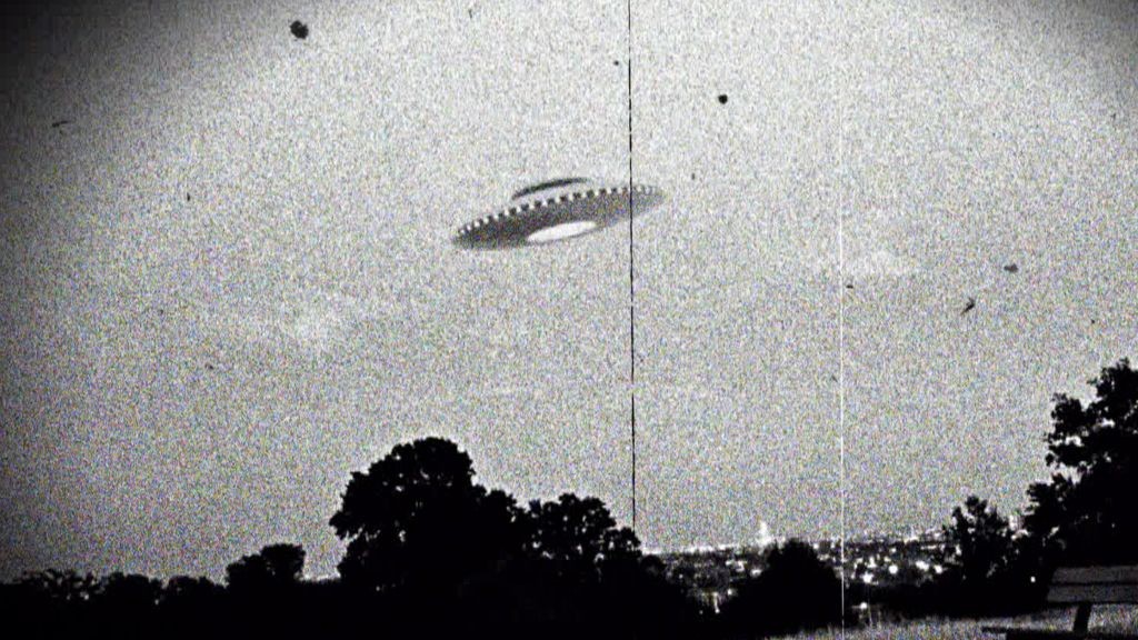 Photograph of the supposed Westall UFO encounter where more than 200 students and teachers at two Victorian state schools allegedly witnessed an unexplained flying object which descended into a nearby open wild grass field. Dated 1966. (Photo by: Photo 12 (Foto: Universal Images Group via Getty)