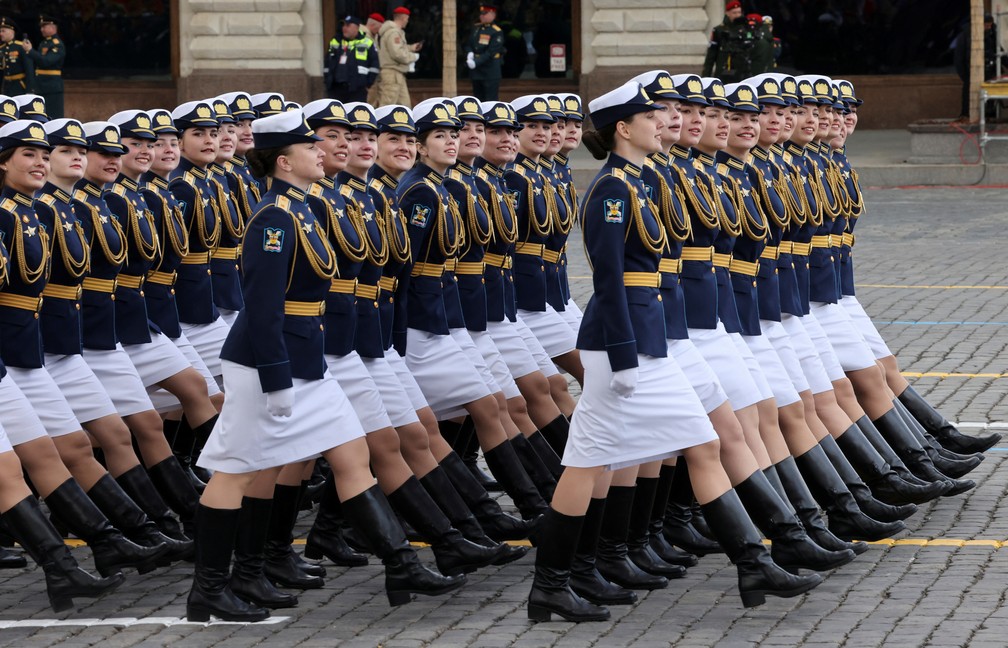 Putin busca inspirar militares russos ao recordar da vitória contra a Alemanha nazista