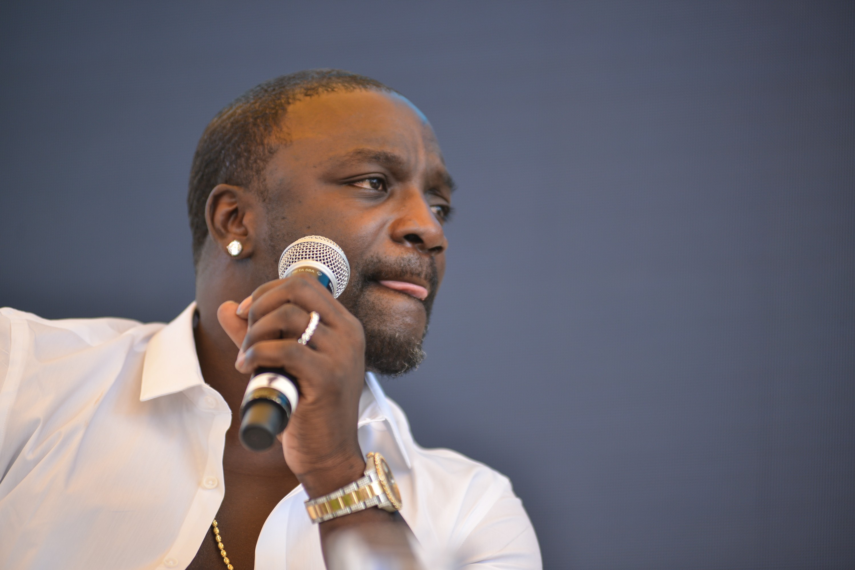 O cantor Akon possui, oficialmente, uma cidade no Senegal (Foto: Christian Alminana/Getty Images)