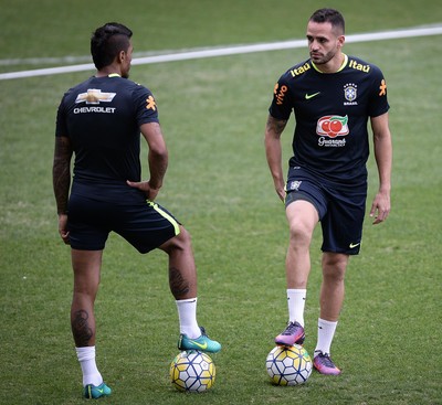 Renato Augusto treino seleção independencia (Foto: Pedro Martins / MoWA Press)