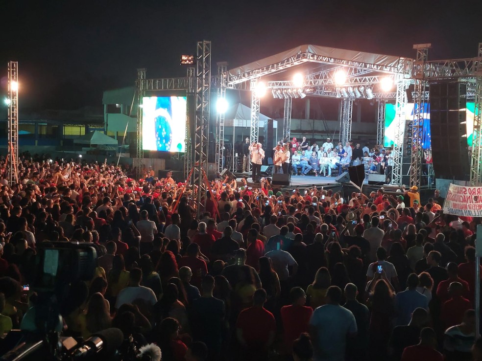Comício de Lula em Belford Roxo, no RJ, em outubro de 2022 — Foto: Raoni Alves/g1