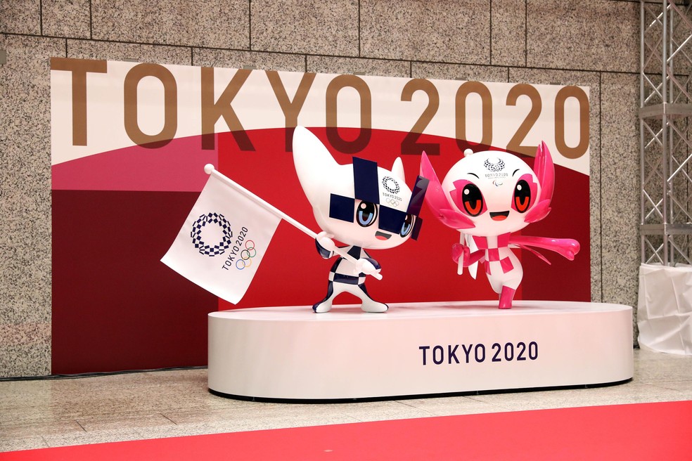 Tóquio inaugura estátuas de mascotes olímpicos — Foto: Reprodução/twitter