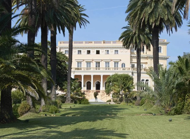 La Villa Les Cèdres, France, a 187 ans et ressemble plus à un palais qu'à une maison (Photo : Bloomberg / Reproduction)