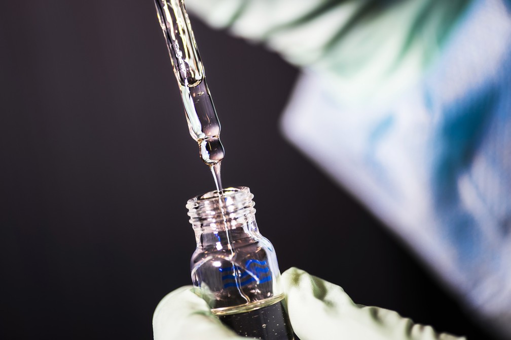O Ministério da Saúde anunciou neste sábado (27), uma parceria para o desenvolvimento e produção de vacina contra a Covid-19. — Foto: CDC/Unsplash