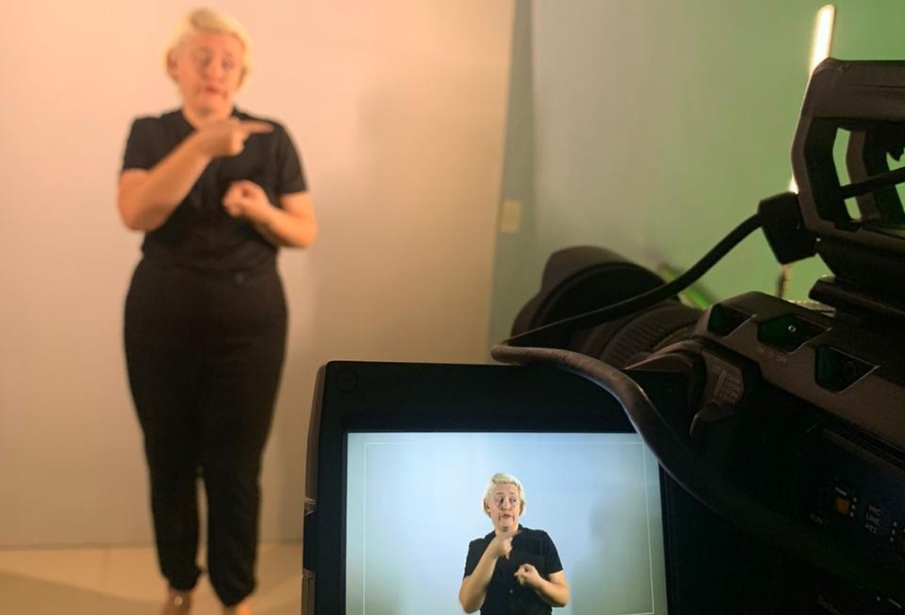 Gessilma Dias nos bastidores da live de Marília Mendonça — Foto: Arquivo Pessoal/Viny Batista