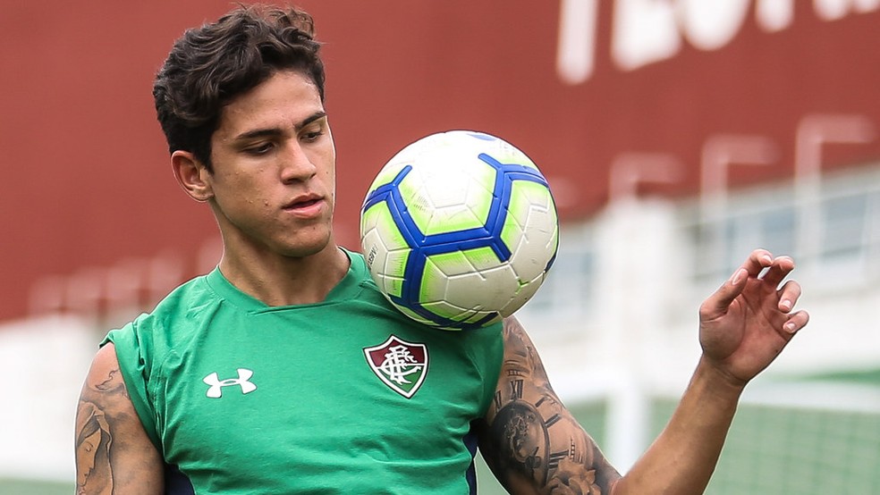 Pedro em treino no Fluminense &mdash; Foto: Lucas Mer&ccedil;on