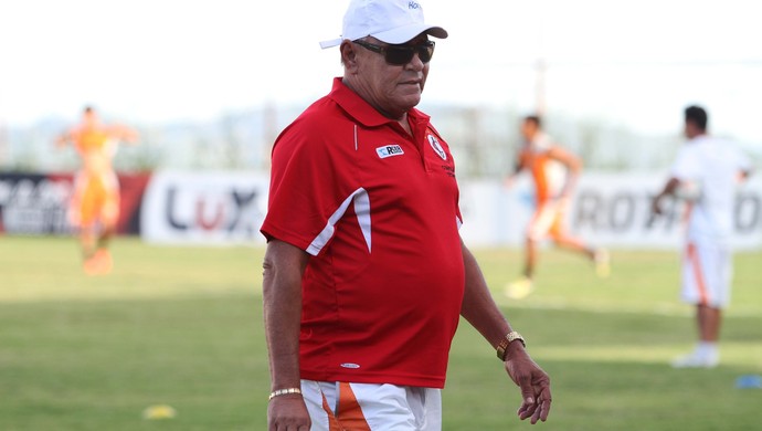 Freitas Nascimento, treinador do Campinense (Foto: Nelsina Vitorino / Jornal da Paraíba)