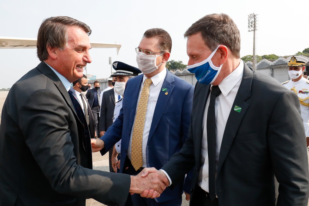 Presidente Jair Bolsonaro e Marcelo Crivella em evento em setembro do ano passado — Foto: Alan Santos/PR/Divulgação