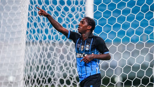 Um Miller Bolaños confiante e mais 10