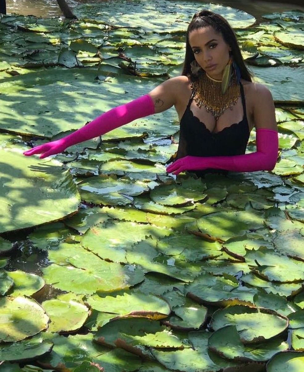 Anitta no clipe de 'Is That For Me' (Foto: Divulga��o)