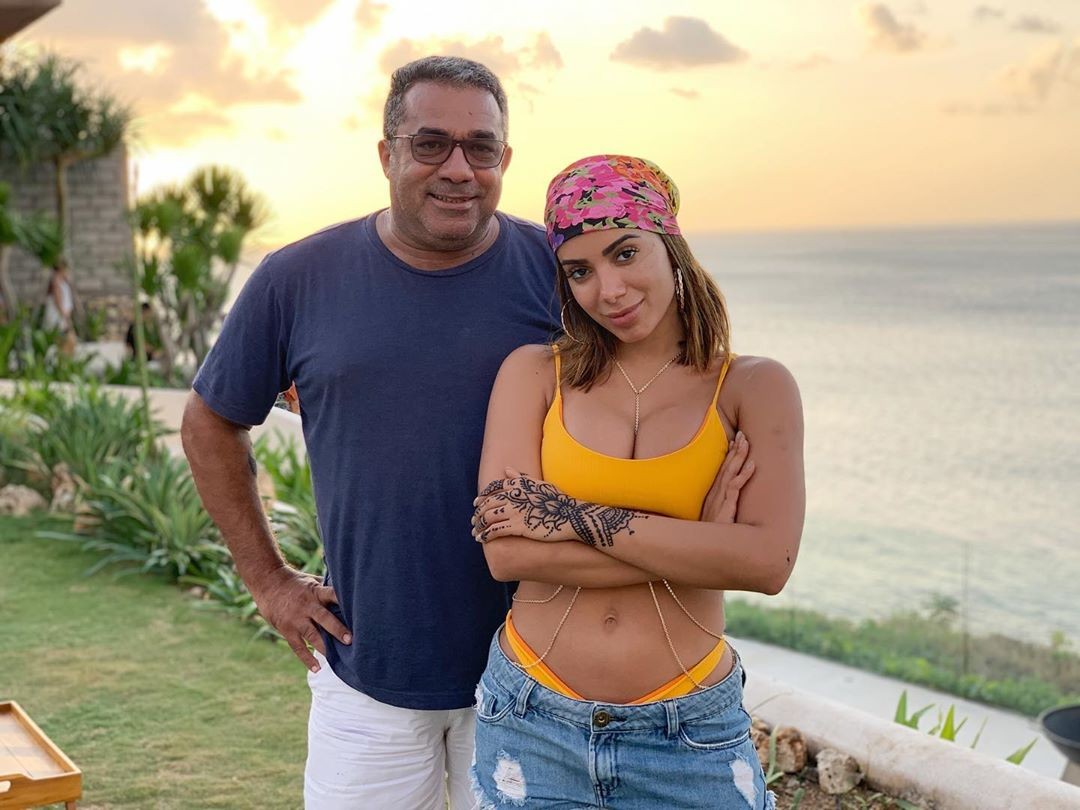 Anitta e o pai, Mauro Machado (Foto: Reprodução/ Instagram)