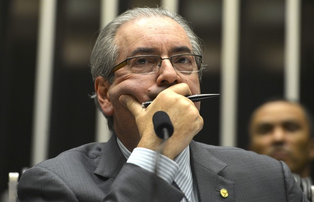 O presidente da Câmara dos Deputados, Eduardo Cunha (PMDB-RJ), durante sessão plenária para analisar e votar projetos (Foto: Valter Campanato/Agência Brasil)