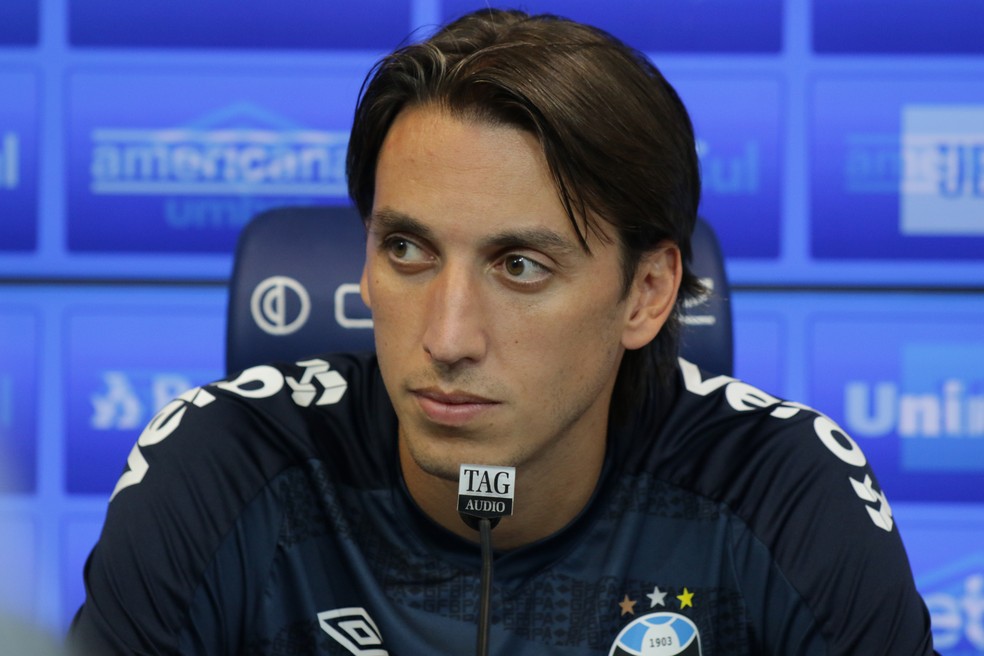 Geromel não treina, porém não é problema para o jogo de sábado