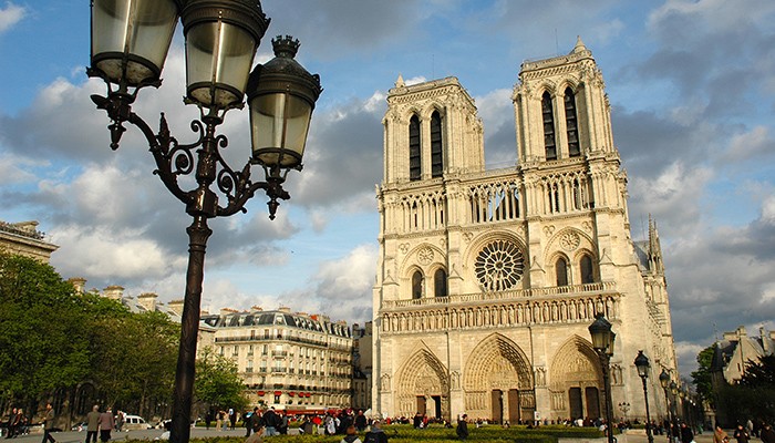 A Catedral de Notre Dame é um dos monumentos mais importantes da Europa (Foto: Wikimedia Commons)
