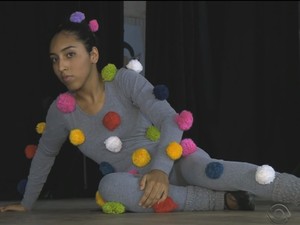 Bruna bailarina paralisia cerebral (Foto: Reprodução/RBS TV)
