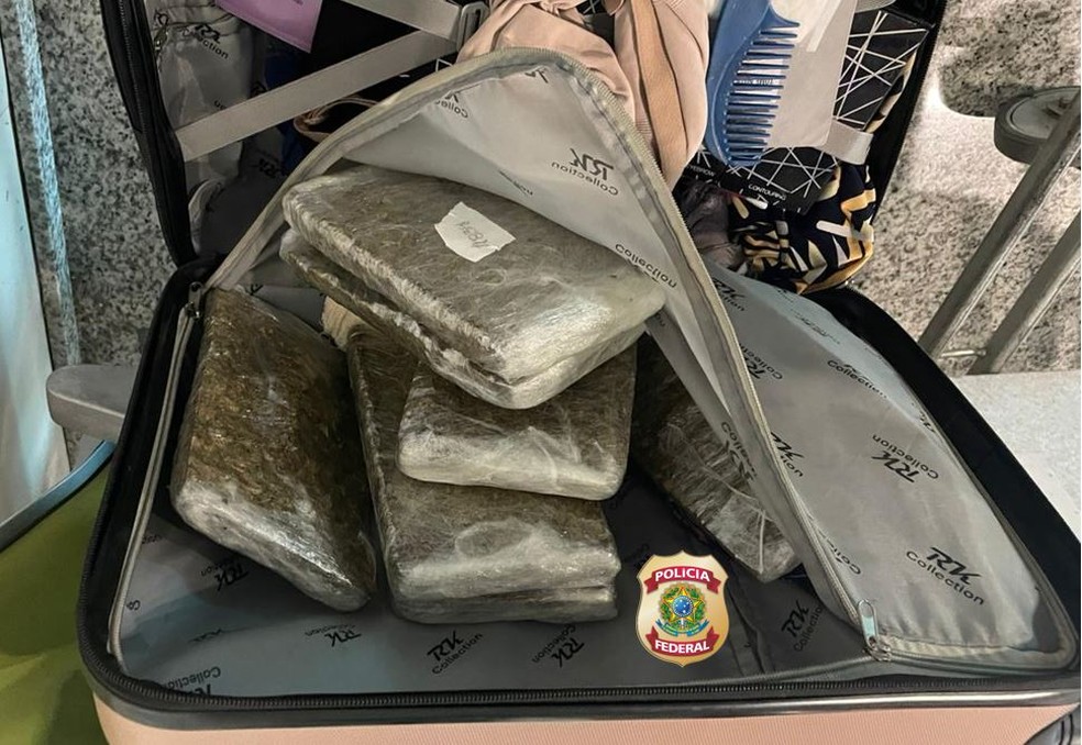 Mulher é presa com 3,5 kg de maconha no aeroporto de Natal — Foto: Cedida