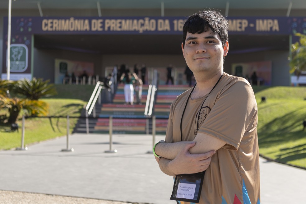 Tiago Yukio Palomino, de 18 anos, medalhista de ouro da Obmep — Foto: Diogo Machado / Divulgação