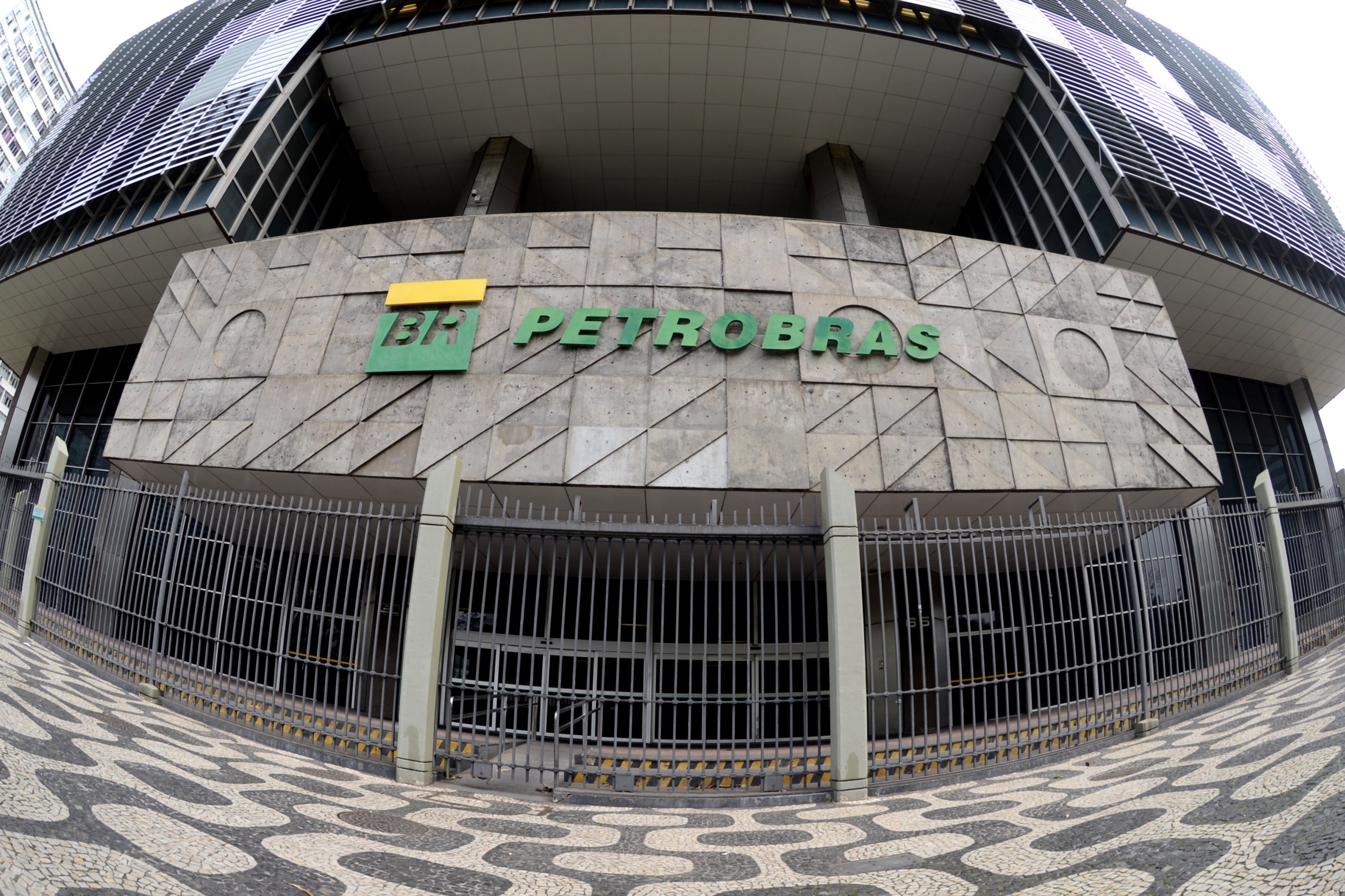 Macapá será local de provas do concurso público da Petrobras; salário inicial é de R$ 11,7 mil 