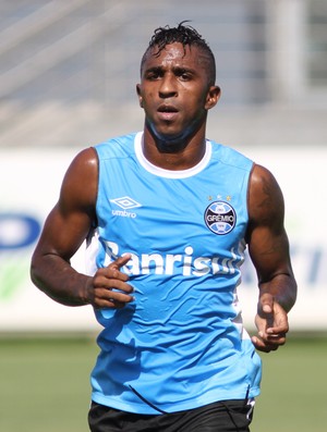 Grêmio faz mistério para final sobre estreia de Bolaños, diz comentarista