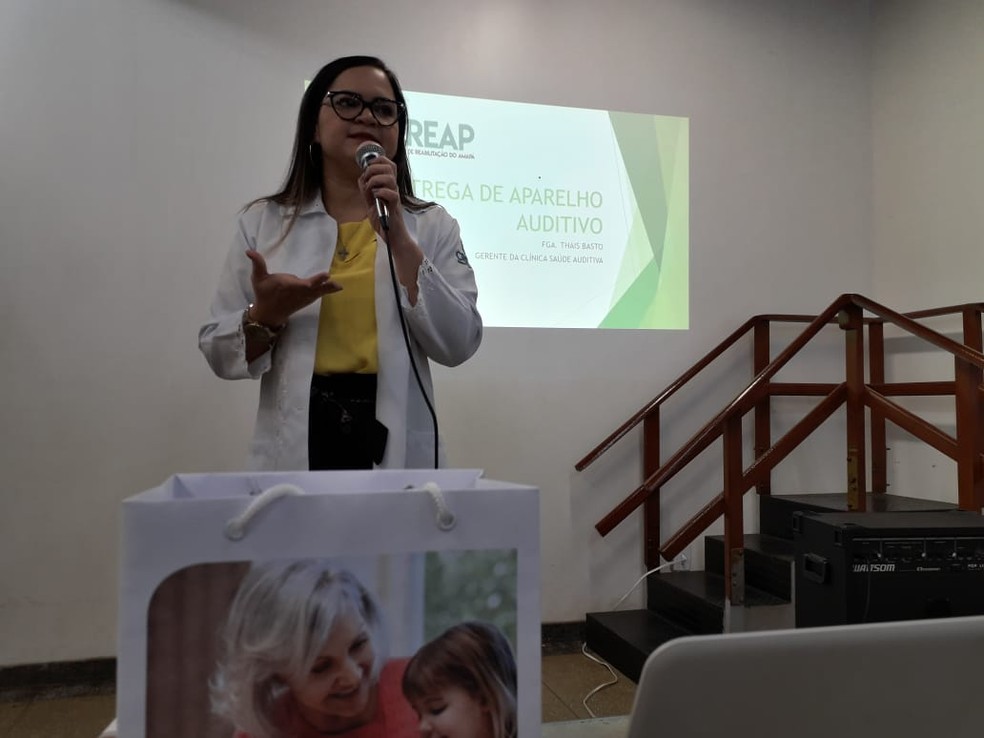 Gerente da Clínica de Saúde Auditiva do Creap, Thaís Basto — Foto: Victor Vidigal/G1