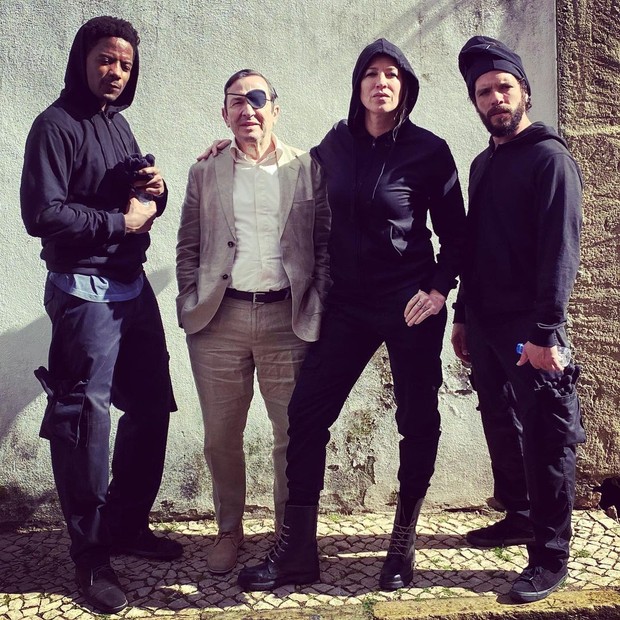 Luana Piovani com colegas de elenco (Foto: Reprodução/Instagram)
