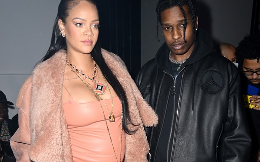 Rihanna planeja criar filho em Barbados, diz jornal