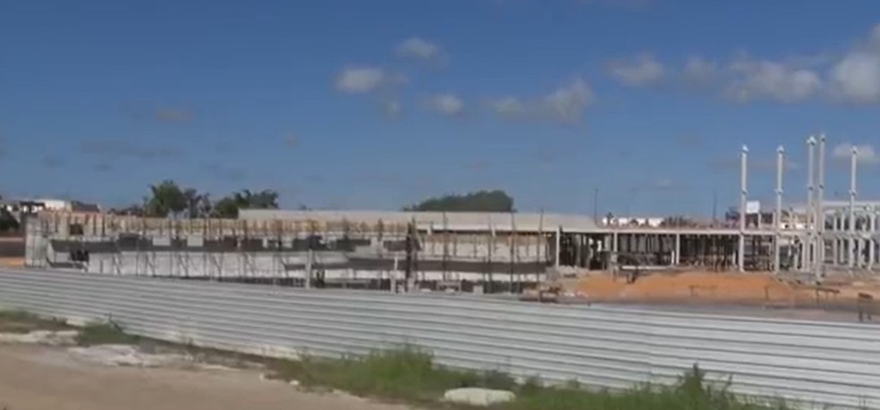 Rodoviária de Teixeira de Freitas é fechada por causa da construção de hospital — Foto: Reprodução/TV Bahia