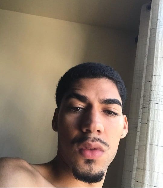 Corpo de jovem que se afogou após banho de mar em praia de Salvador é encontrado