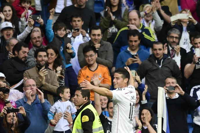 James Rodríguez gol Real Madrid Almería (Foto: AFP)