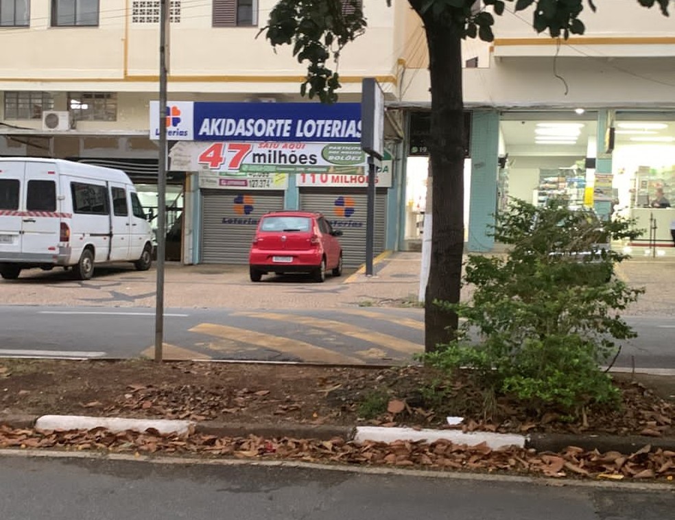 Lotérica no Jd. Nova Europa, em Campinas (SP), onde Jonas Lucas fez a aposta vencedora da Mega-Sena em 2020 — Foto: Reprodução/EPTV