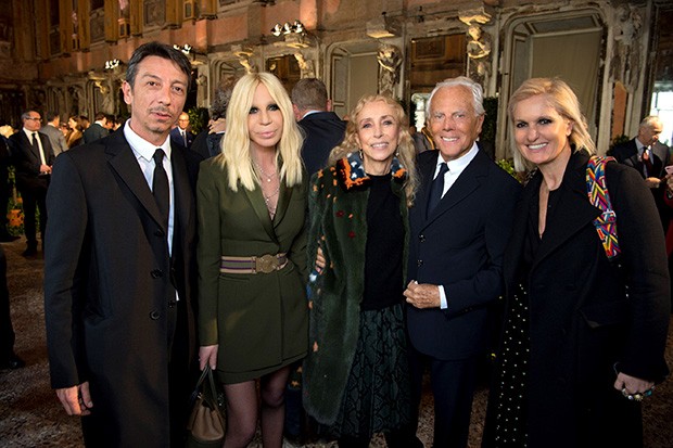 Pierpaolo Piccioli, Donatella Versace, Franca Sozzani, Giorgio Armani and Maria Grazia Chiuri (Foto: @SuzyMenkesVogue)