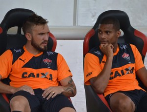 Vitória Maicon Silva e Willian Farias (Foto: Francisco Galvão / Divulgação / E.C. Vitória)