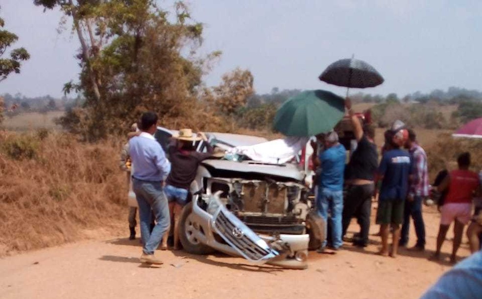 Idoso de 84 anos ficou preso às ferragens após acidente em Cacoal, RO — Foto: Reprodução