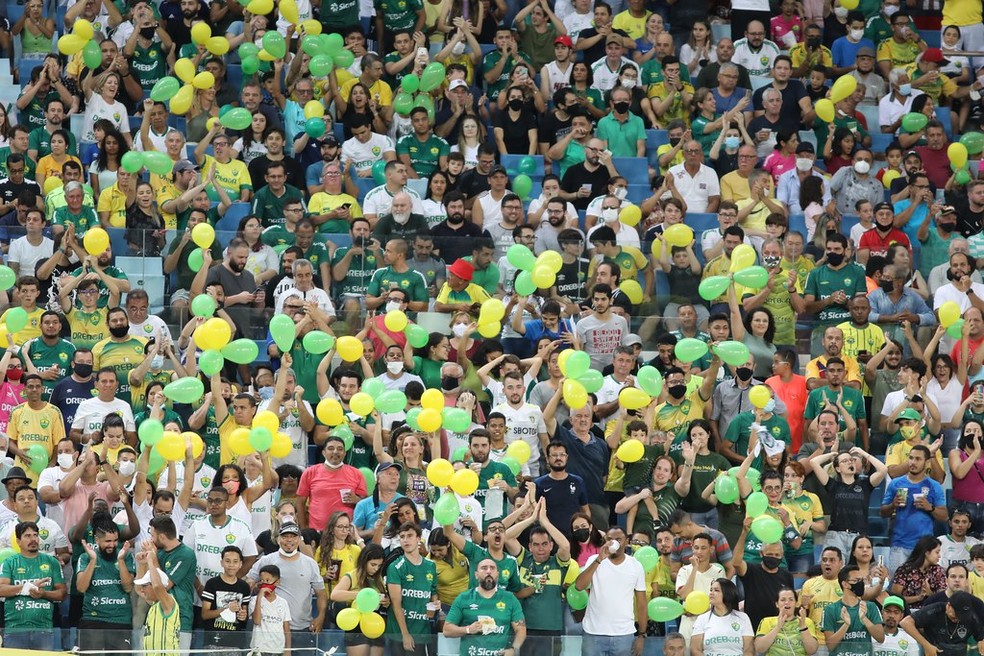 Cuiab&Atilde;&iexcl; encerra o ano acima de 6 mil s&Atilde;&sup3;cios e espera crescimento em segundo  ano no Brasileir&Atilde;&pound;o | cuiab&Atilde;&iexcl; | ge