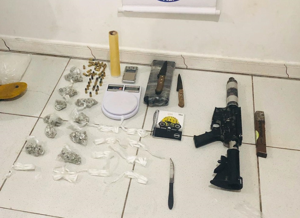 Mais de 10 são presos durante 'festa do tráfico' em Porto Seguro, na Bahia.  — Foto: PM