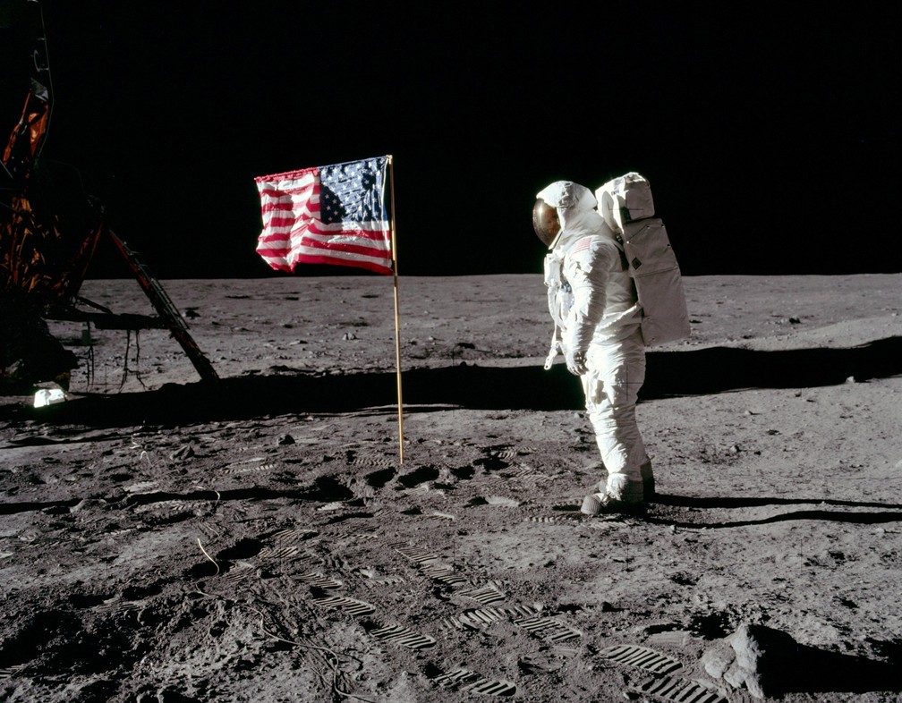 Astronauta Neil Armstrong na Lua — Foto: Divulgação/Nasa
