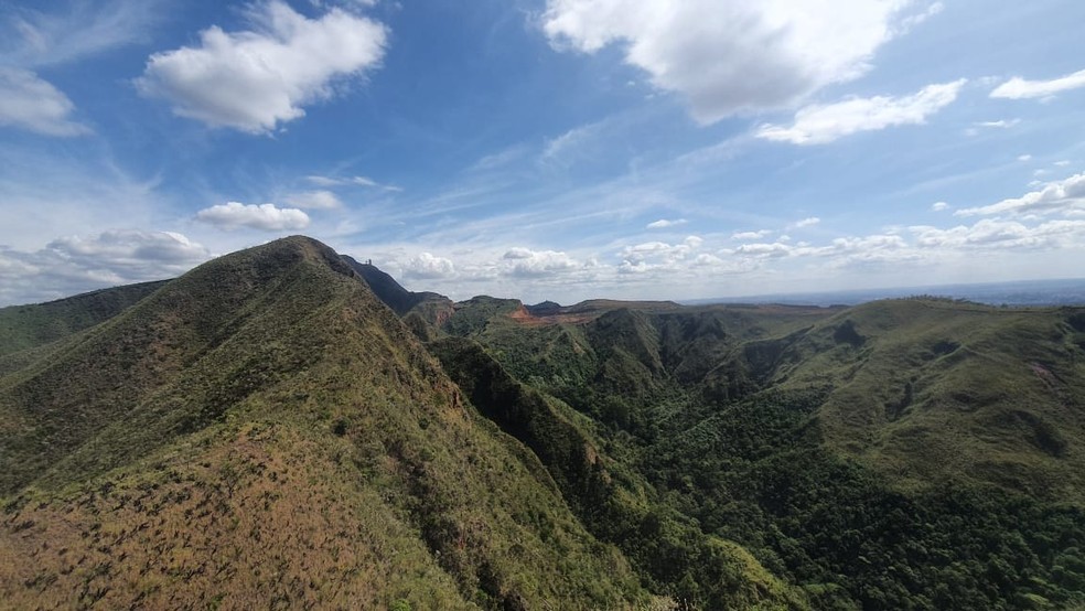 Serra do Curral é alvo da mineradora Tamisa — Foto: Carlos Eduardo Alvim/TV Globo