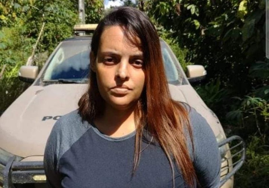 Mulher é presa após confessar ter envenenado o marido e os dois filhos