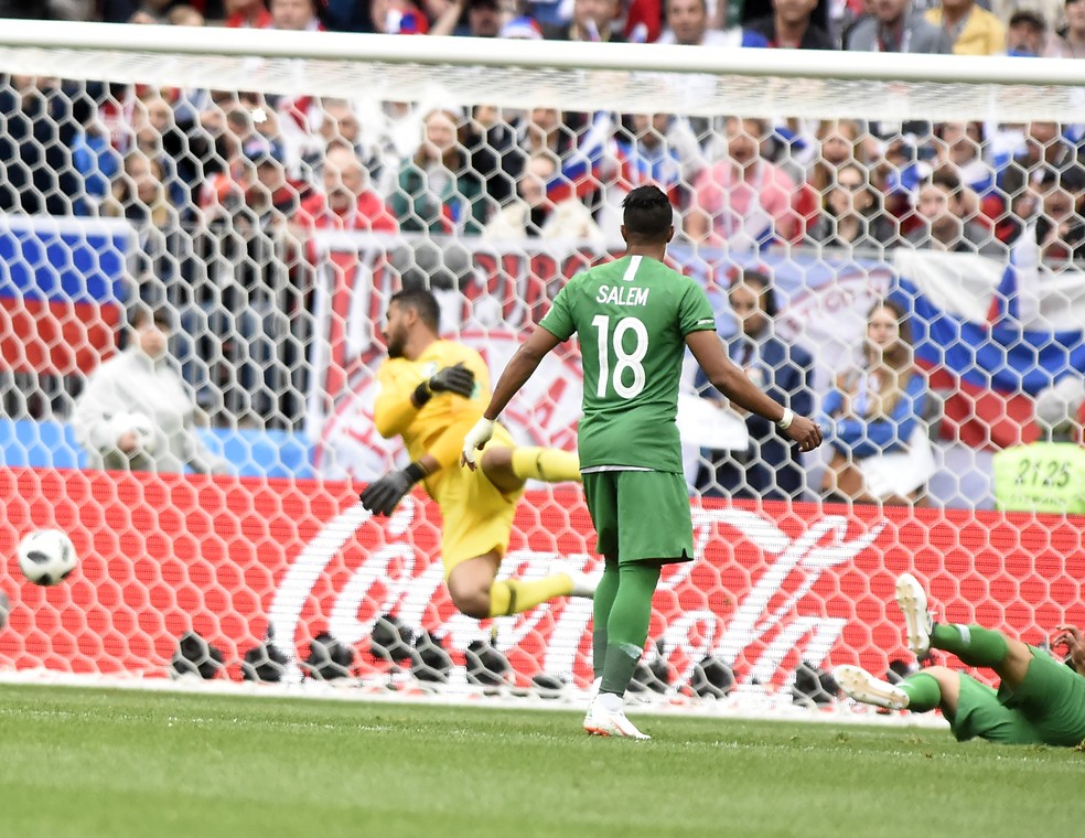 Arábia Saudita tomou cinco gols da Rússia (Foto: André Durão)