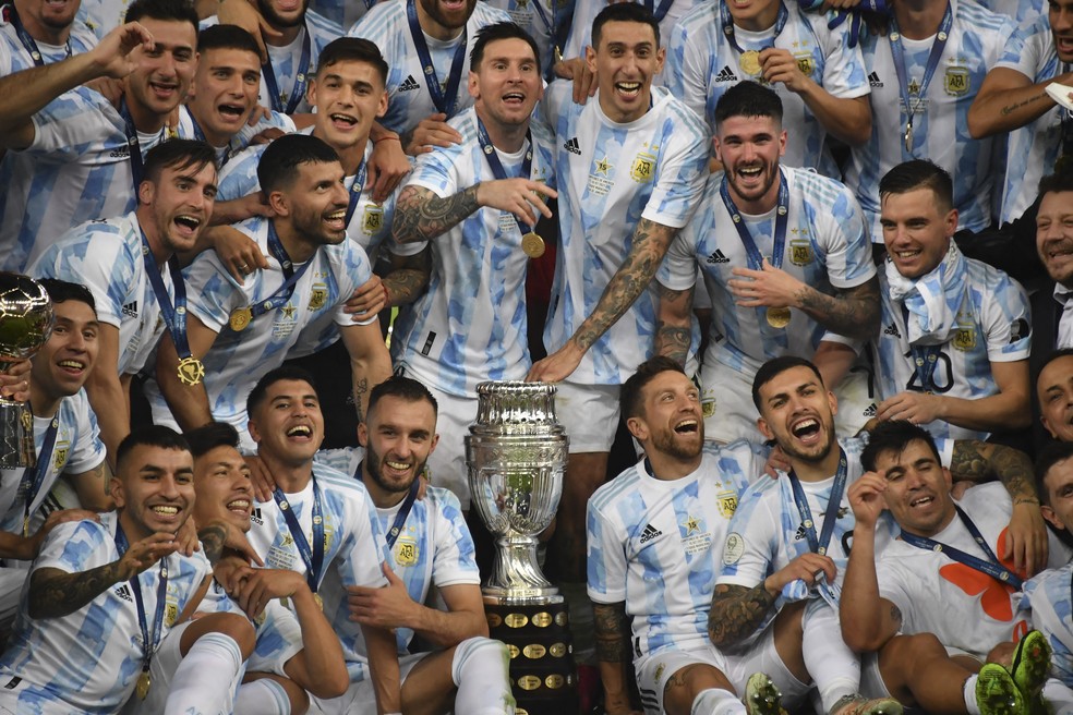 PUMA e Conmebol apresentam bola oficial da Copa América 2024