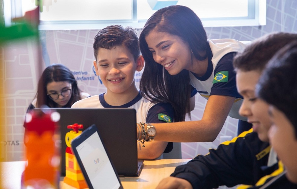 De acordo com MJSP, a escola tem a liberdade para estabelecer como e at&eacute; quando o aluno pode solicitar a aus&ecirc;ncia &mdash; Foto: Lucas Soares