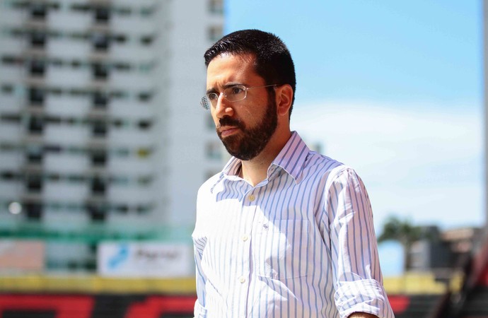 Grêmio não se acerta com Ximenes e se volta para executivo André Zanotta