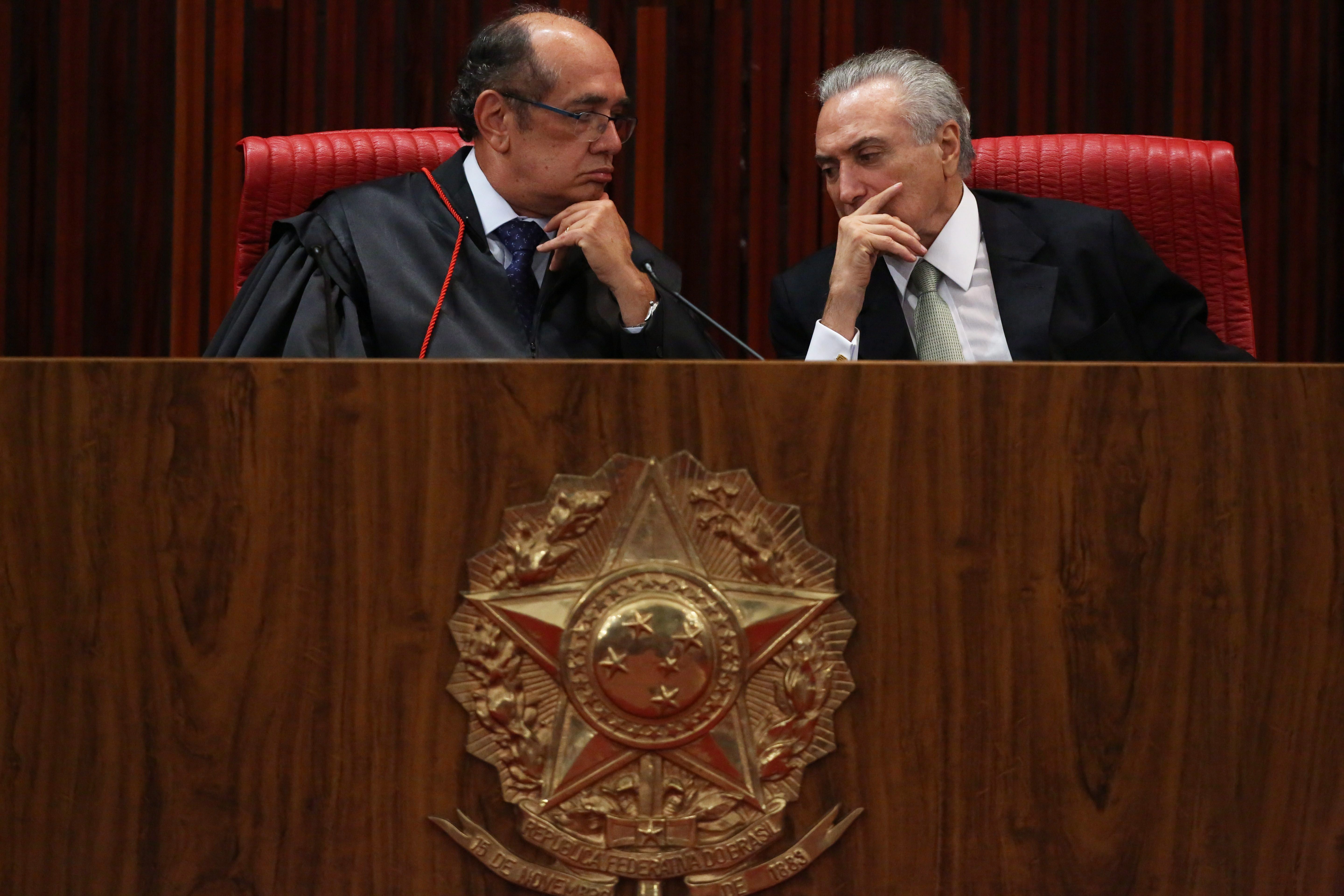 Gilmar Mendes e Michel Temer: presidentes do TSE e República