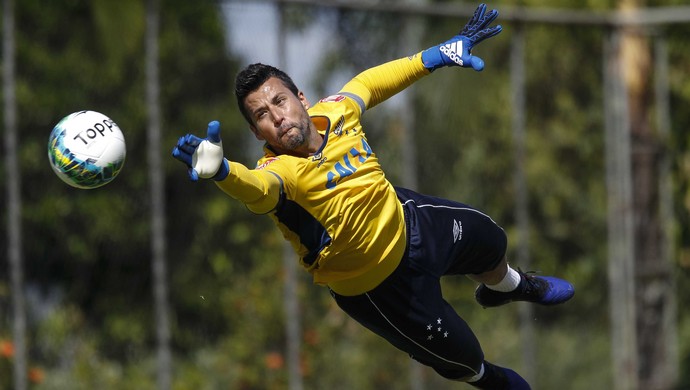 Cinco bons motivos para ir à matinê do Mineirão ver Cruzeiro x Democrata