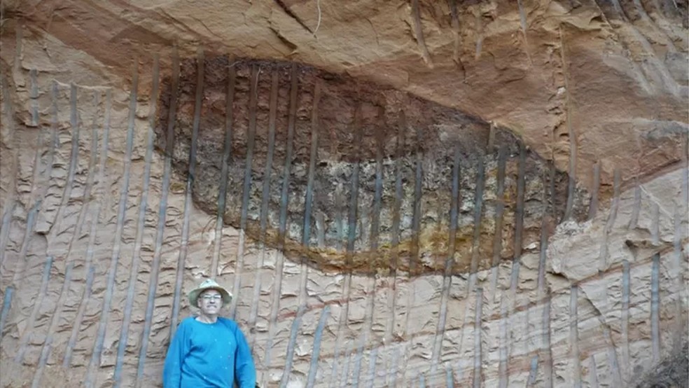 Pesquisadores buscam por estruturas pré-históricas no país — Foto: PROJETO PALEOTOCAS/UFRGS via BBC